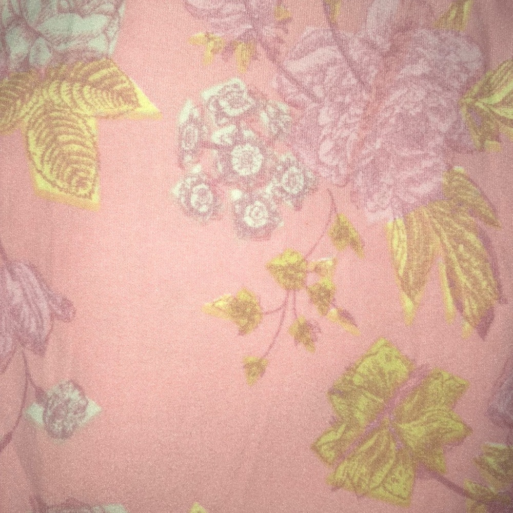 Lularoe baby pink floral leggings one size